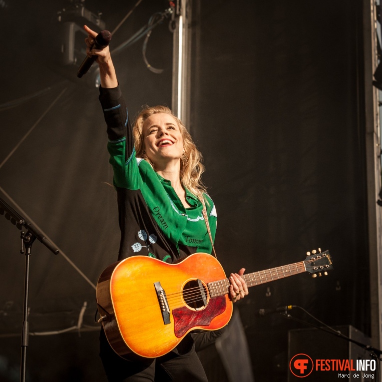 Ilse DeLange op Wantijpop 2019 foto