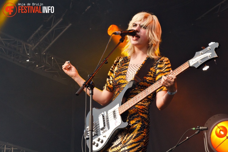 Sunflower Bean op Loose Ends 2019 foto