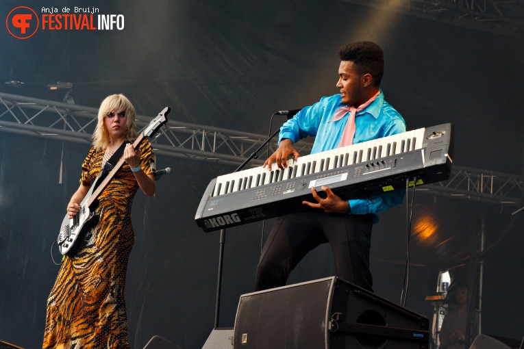 Sunflower Bean op Loose Ends 2019 foto