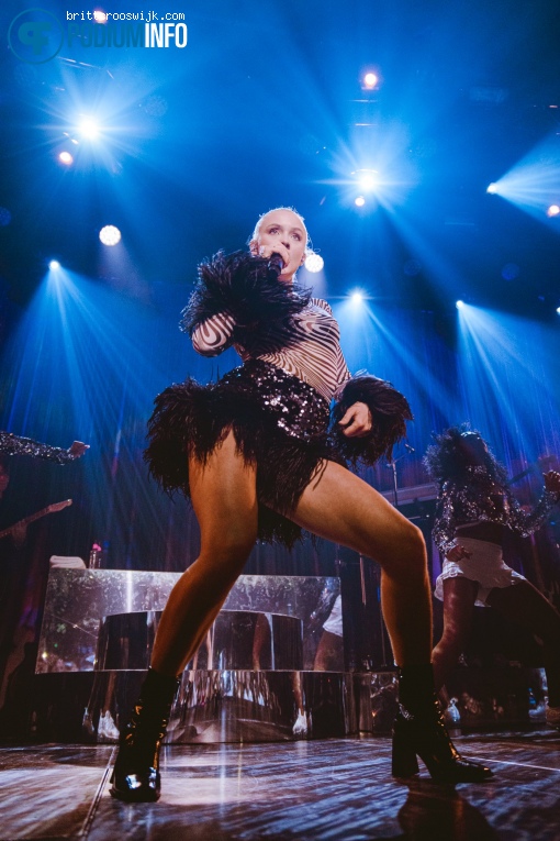 Zara Larsson op Zara Larsson - 26/06 - Melkweg foto