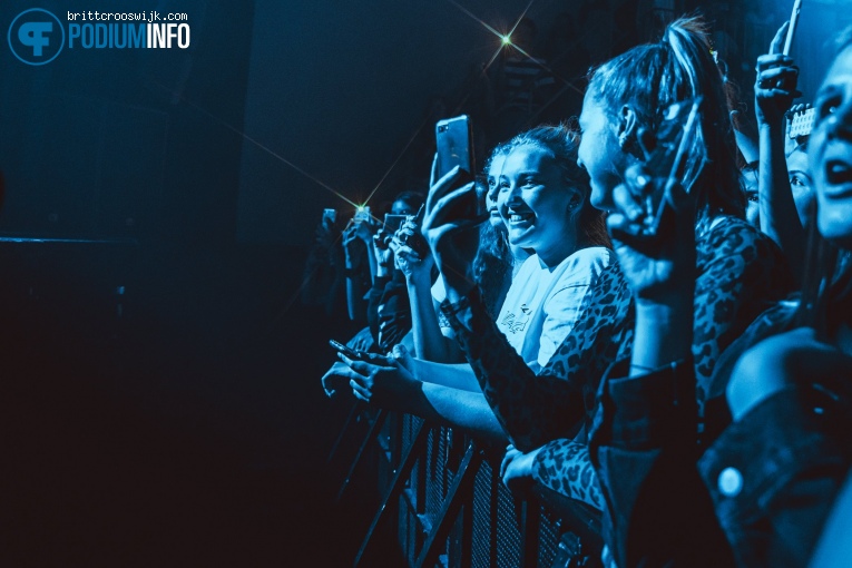 Zara Larsson - 26/06 - Melkweg foto