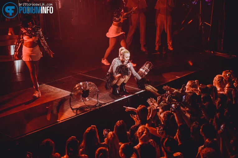 Zara Larsson op Zara Larsson - 26/06 - Melkweg foto