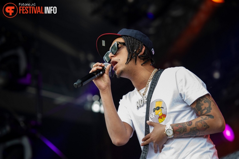 Ronnie Flex & Deuxperience Band op Stadspark Live 2019 foto