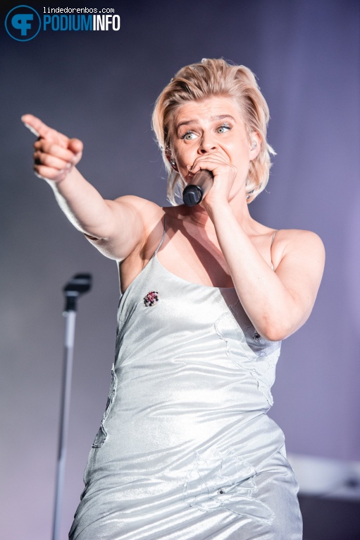 Robyn op Robyn - 26/06 - AFAS Live foto