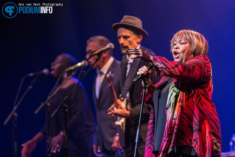 Mavis Staples op Mavis Staples - 27/06 - Koninklijk Theater Carré foto