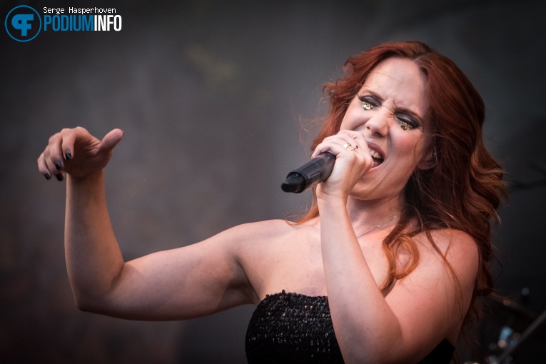 Epica op Epica - 29/06 - Metropool Open Air foto