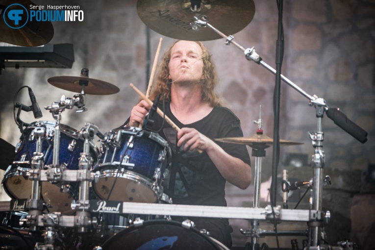 Foto Epica op Epica - 29/06 - Metropool Open Air