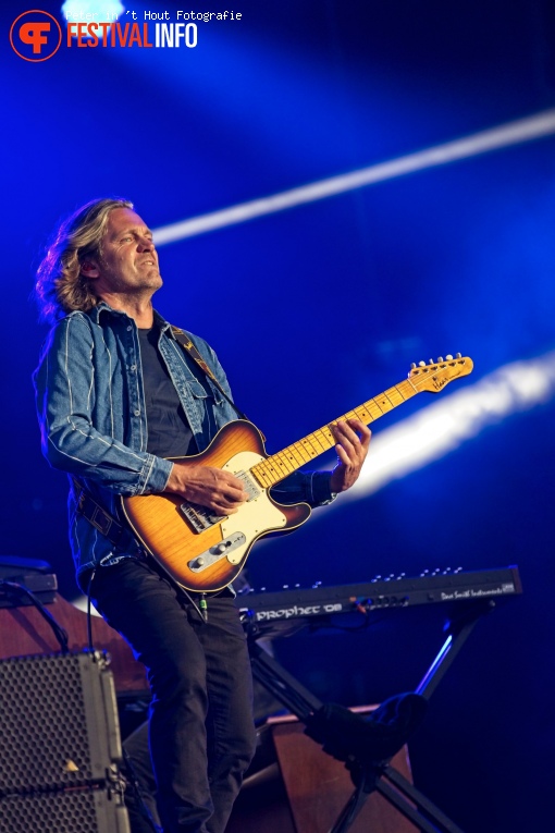 Guus Meeuwis op Concert at Sea 2019 donderdag foto