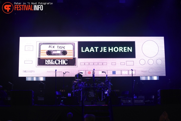 Nile Rodgers & Chic op Concert at Sea 2019 Vrijdag foto