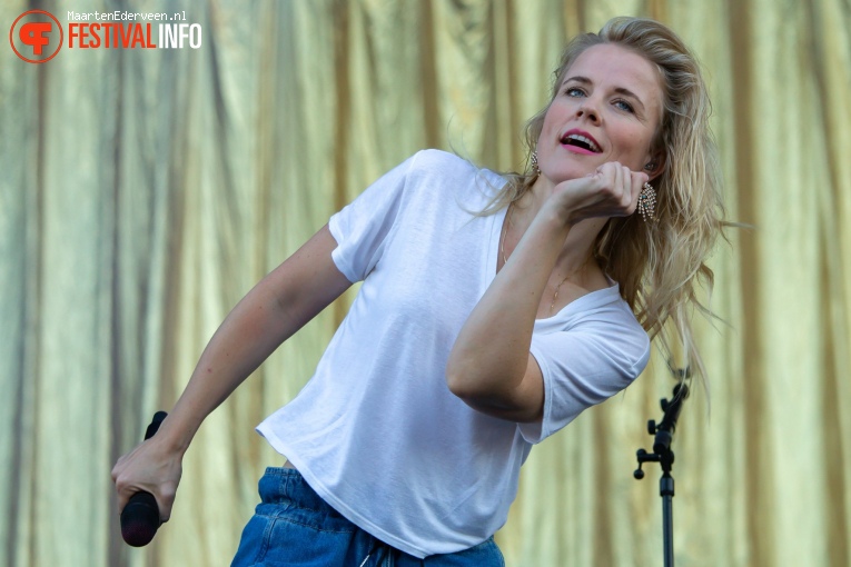 Ilse DeLange op Parkpop 2019 foto