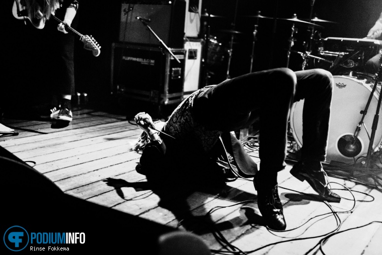 INVSN op Le Butcherettes - 08/07 - Paradiso foto