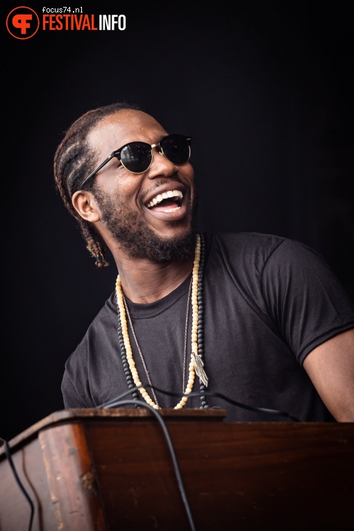 Cory Henry & The Funk Apostles op Down the Rabbit Hole 2019 - zaterdag foto