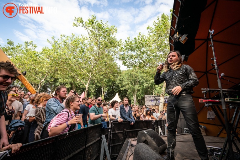 Flavien Berger op Down The Rabbit Hole 2019 - zondag foto