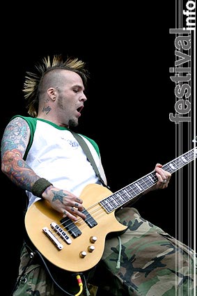 Soulfly op Dynamo Open Air 2004 foto