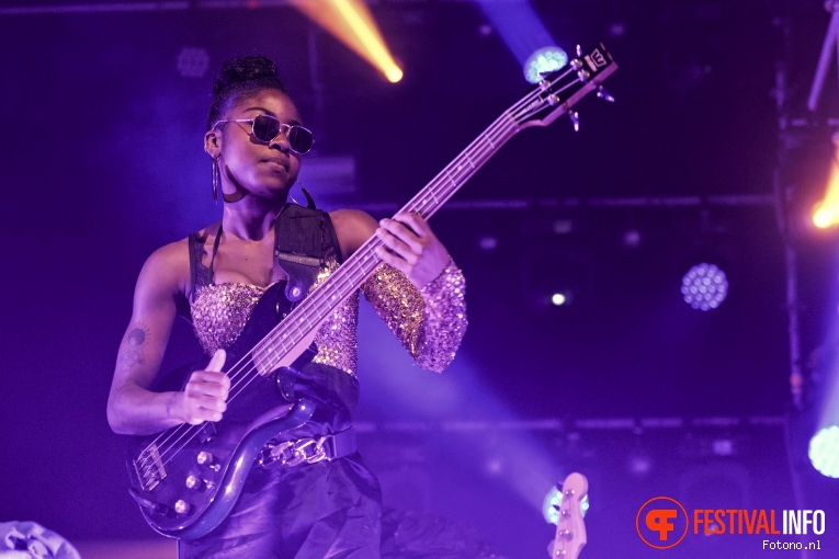 Arp Frique & Family op Welcome To The Village 2019 - donderdag foto