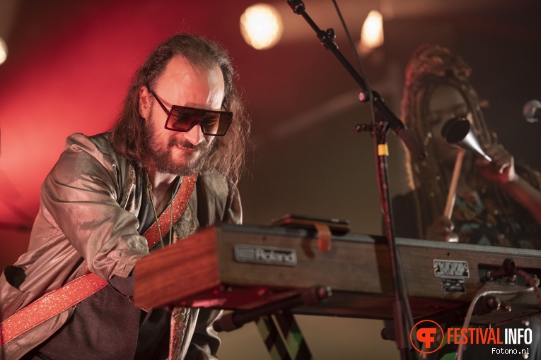Arp Frique & Family op Welcome To The Village 2019 - donderdag foto