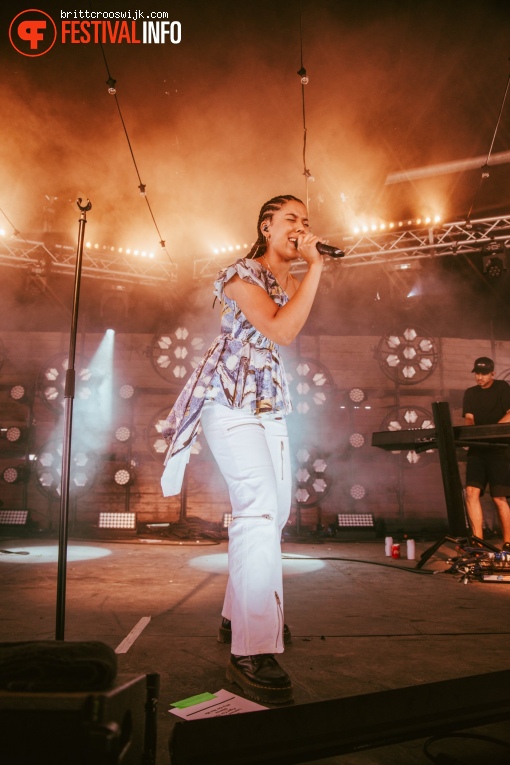 Grace Carter op Barn on the Farm 2019 - Zondag foto