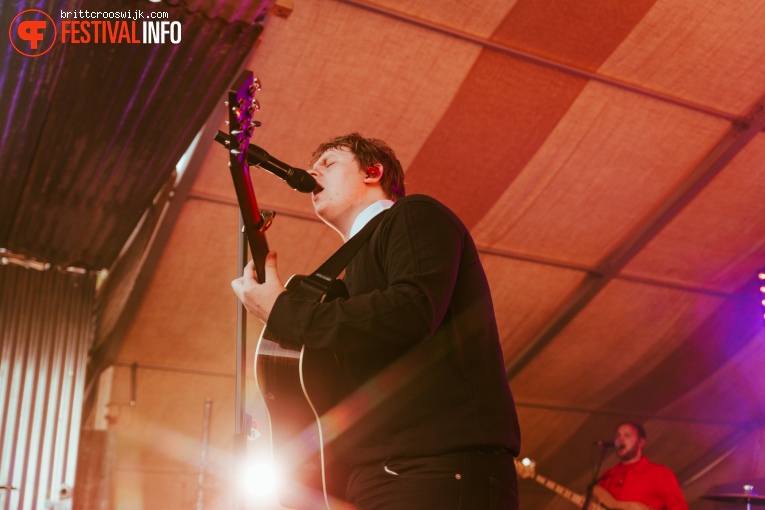 Lewis Capaldi op Barn on the Farm 2019 - Zondag foto