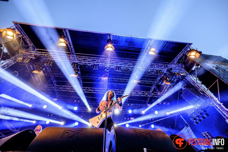 Airbourne op Dynamo MetalFest 2019, Vrijdag foto