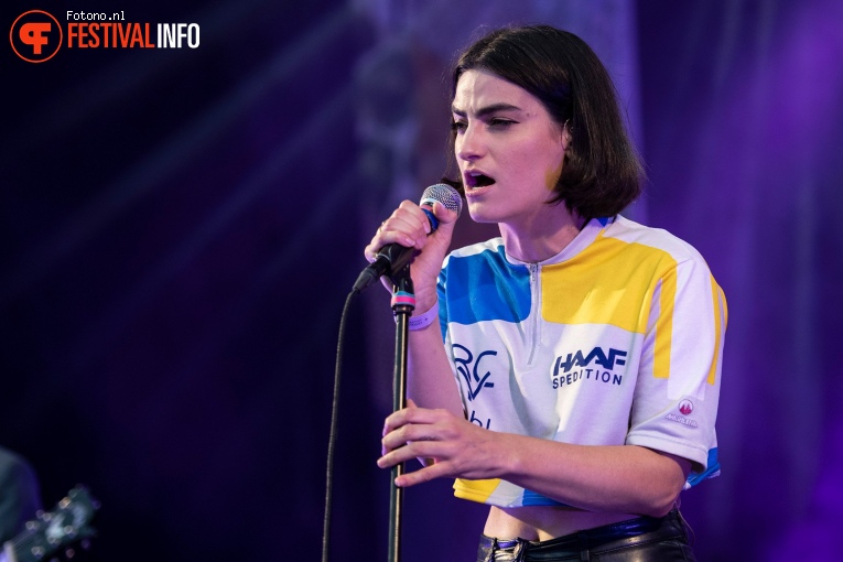 Mattiel op Welcome To The Village 2019 - vrijdag foto