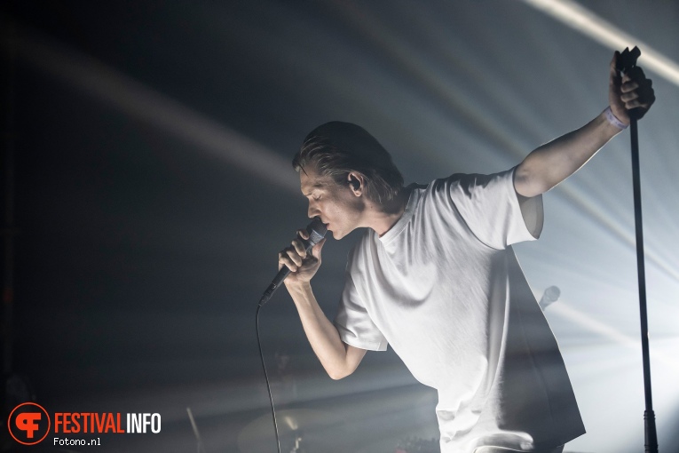 Thomas Azier op Welcome To The Village 2019 - vrijdag foto