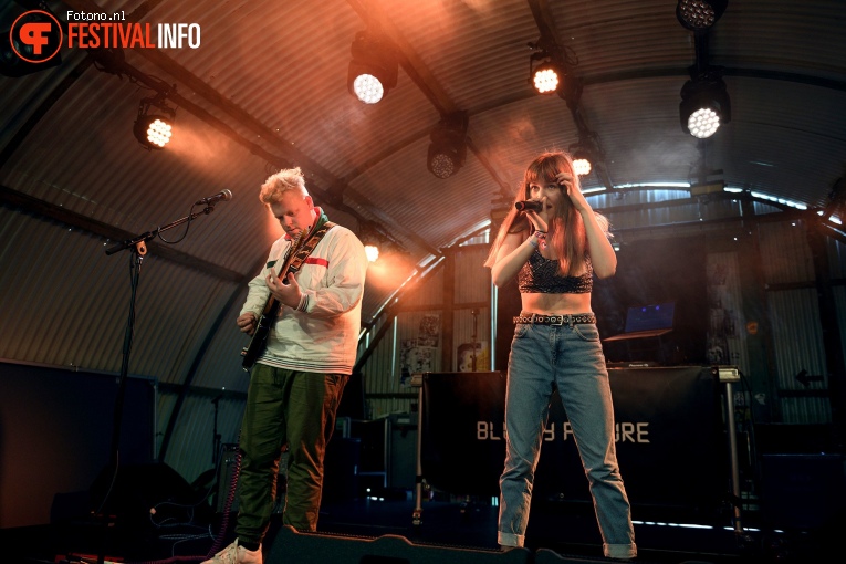 Blurry Future op Welcome To The Village 2019 - vrijdag foto