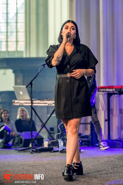 Roxeanne Hazes op Vierdaagsefeesten Nijmegen 2019 foto