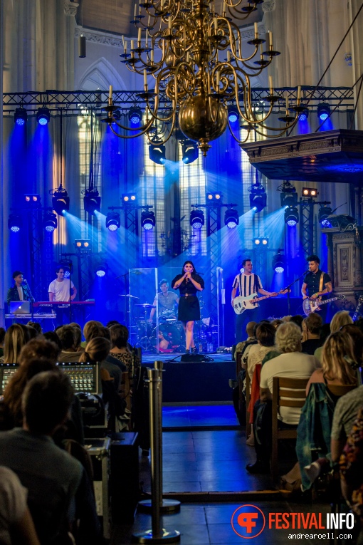 Roxeanne Hazes op Vierdaagsefeesten Nijmegen 2019 foto