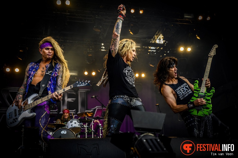 Steel Panther op Dynamo MetalFest 2019, Zaterdag foto