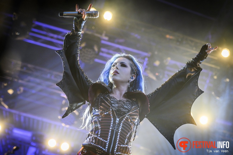 Arch Enemy op Dynamo MetalFest 2019, Zaterdag foto