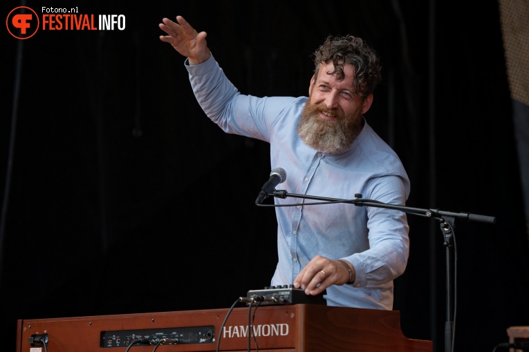 Sven Hammond op Welcome To The Village 2019 - zaterdag foto