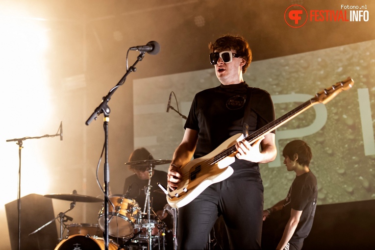 Husky Loops op Welcome To The Village 2019 - zaterdag foto