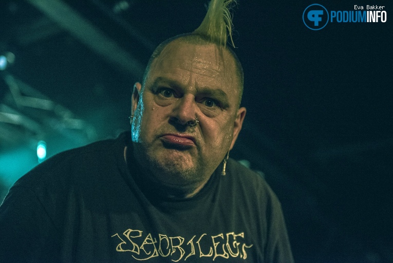 The Varukers op Tales from The Punx - 20/07 - Baroeg foto