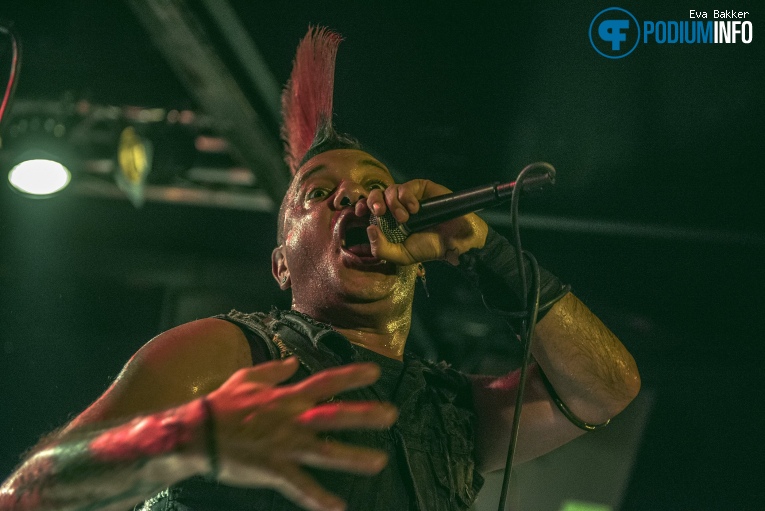The Casualties op Tales from The Punx - 20/07 - Baroeg foto