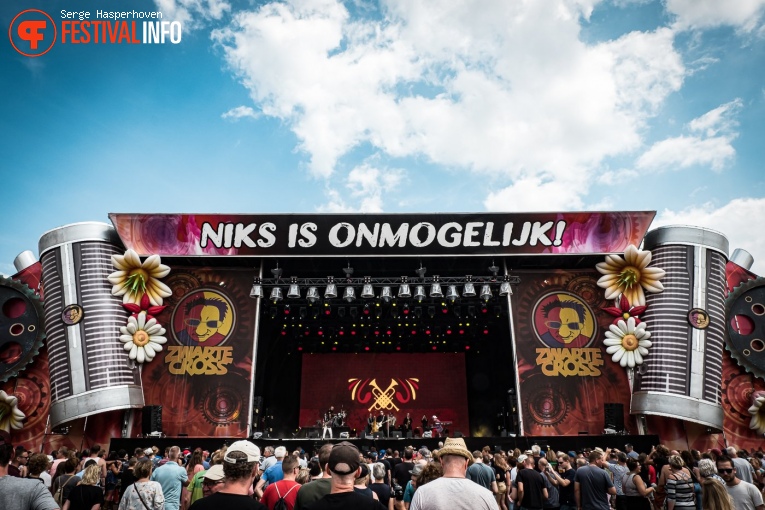 The Mavericks op Zwarte Cross Festival 2019 - Zondag foto