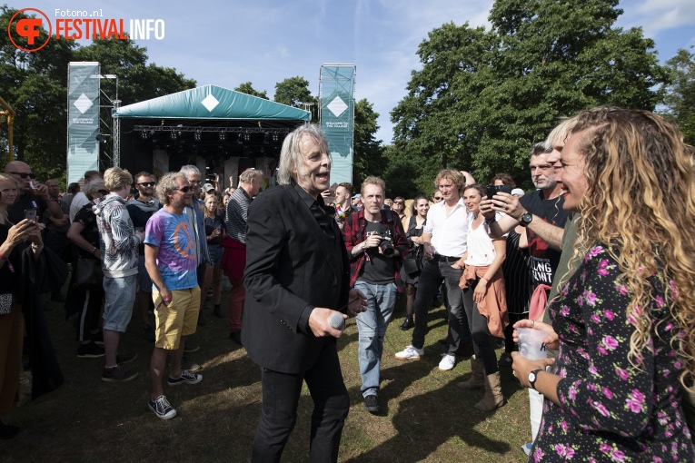 Claw Boys Claw op Welcome To The Village 2019 - zondag - foto