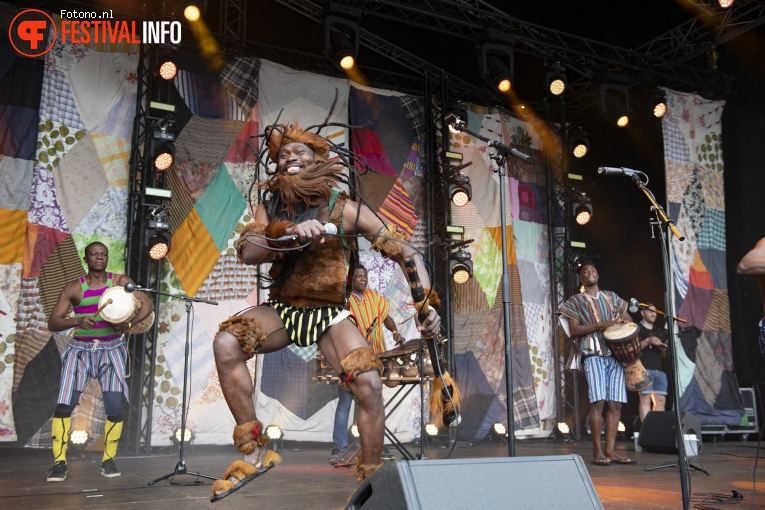 King Ayisoba op Welcome To The Village 2019 - zondag - foto