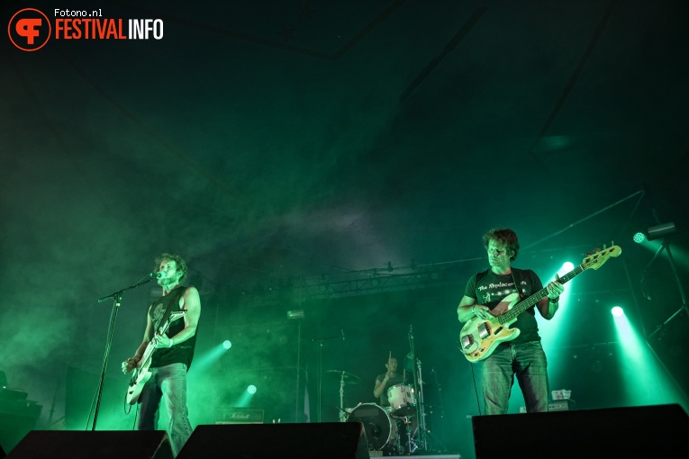 Zig Zags op Welcome To The Village 2019 - zondag - foto