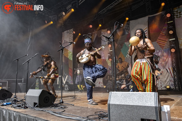 King Ayisoba op Welcome To The Village 2019 - zondag - foto