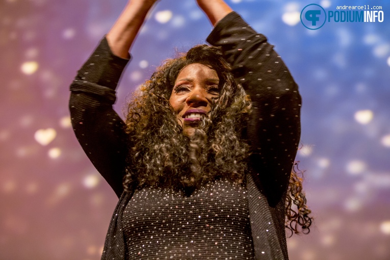 Gloria Gaynor op Gloria Gaynor - 29/07 - Paradiso foto