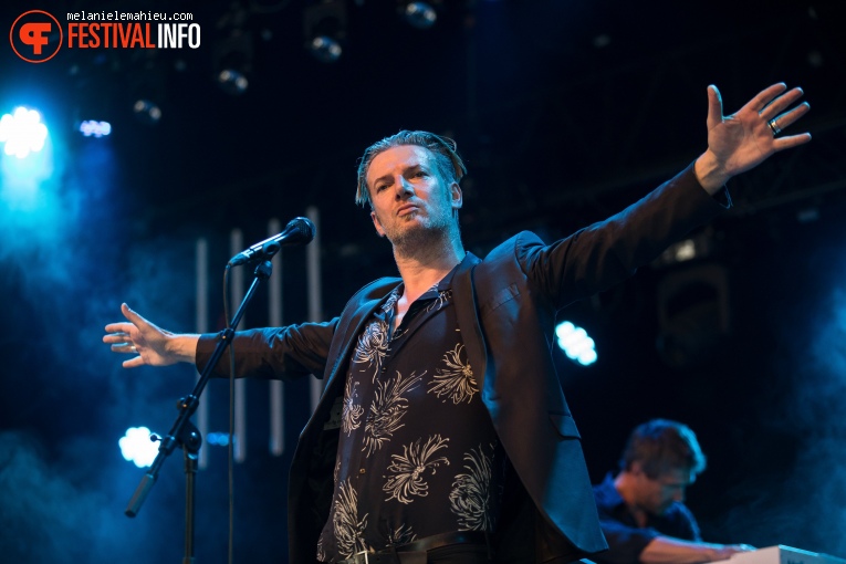 Bertrand Belin op Paléo Festival 2019 foto