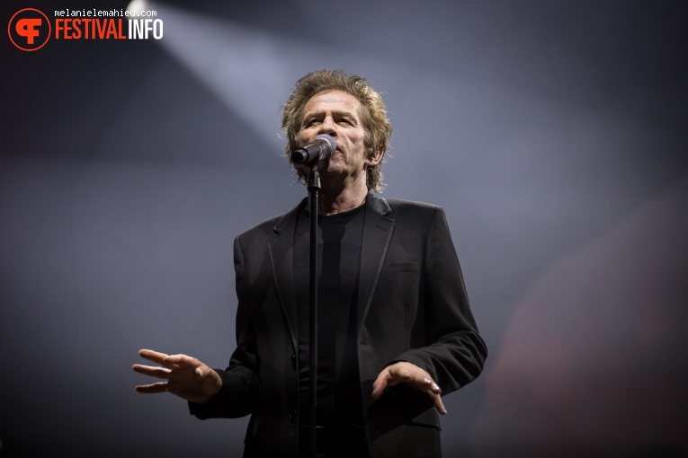 Hubert-Félix Thiéfaine op Paléo Festival 2019 foto