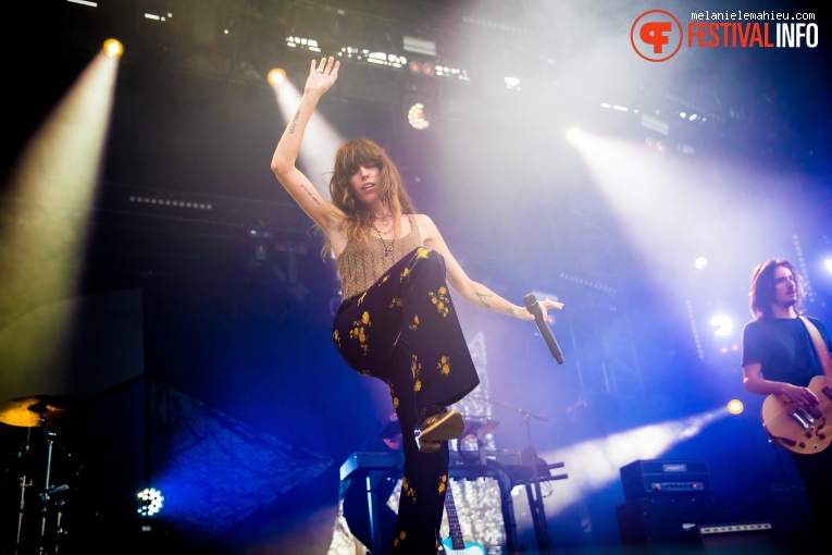 Lou Doillon op Paléo Festival 2019 foto