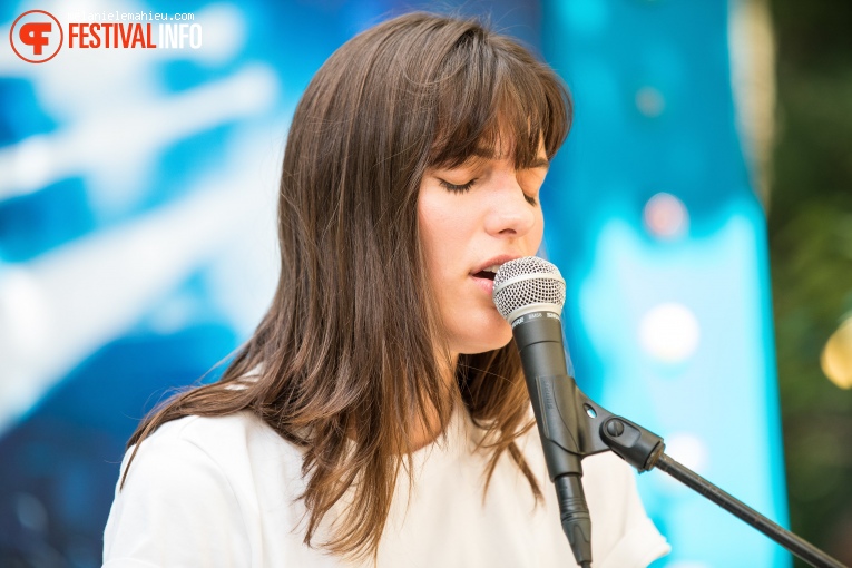 Charlotte Cardin op Paléo Festival 2019 foto