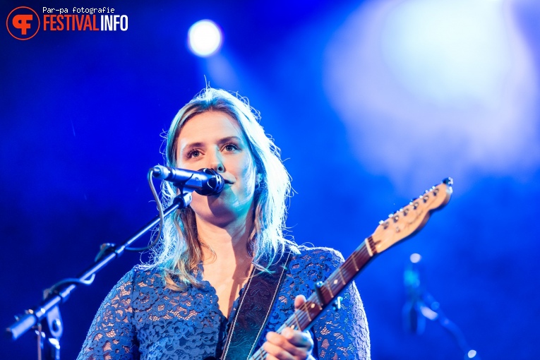 Maaike Ouboter op Tussen de hoge Bomen 2019 foto