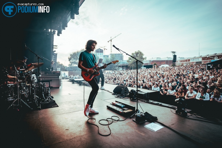 Rondé op James Bay - 04/08 - NDSM-Werf foto