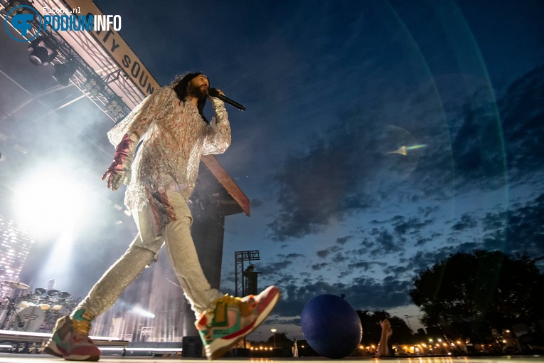 Foto Thirty Seconds to Mars op Thirty Seconds To Mars - 06/08 - NDSM-Werf