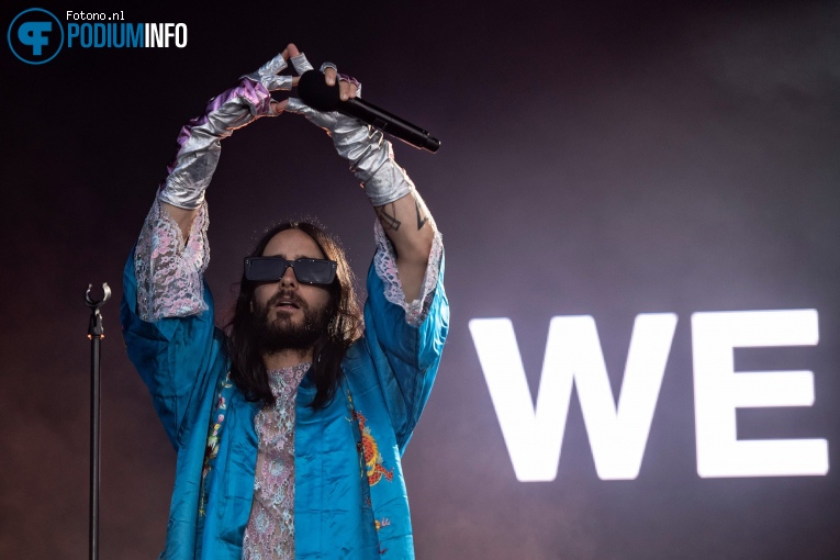 Thirty Seconds to Mars op Thirty Seconds To Mars - 06/08 - NDSM-Werf foto