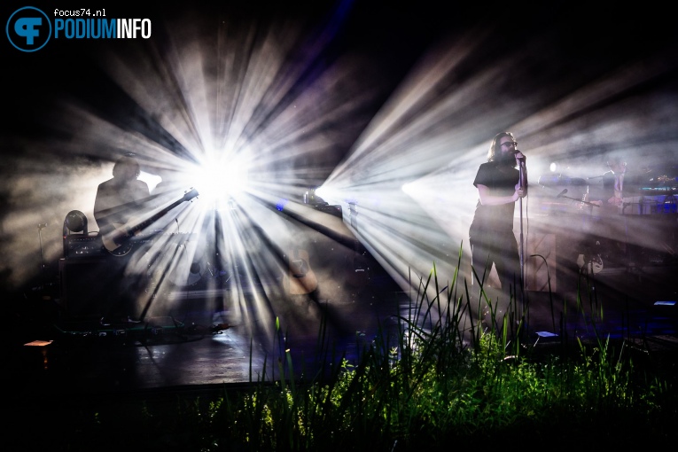 Foto Father John Misty op Father John Misty & José Gonzáles - 06/08 - Openluchttheater Caprera