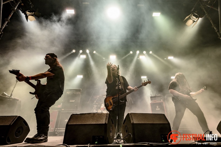 Sacred Reich op Into The Grave 2019, Zaterdag foto